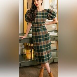 Ivy City Co Holly Plaid dress size SMALL